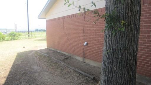 2709 SE 4th St - Photo 2 of 4