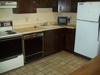 136 W Market St #1 - Photo 2 of 5