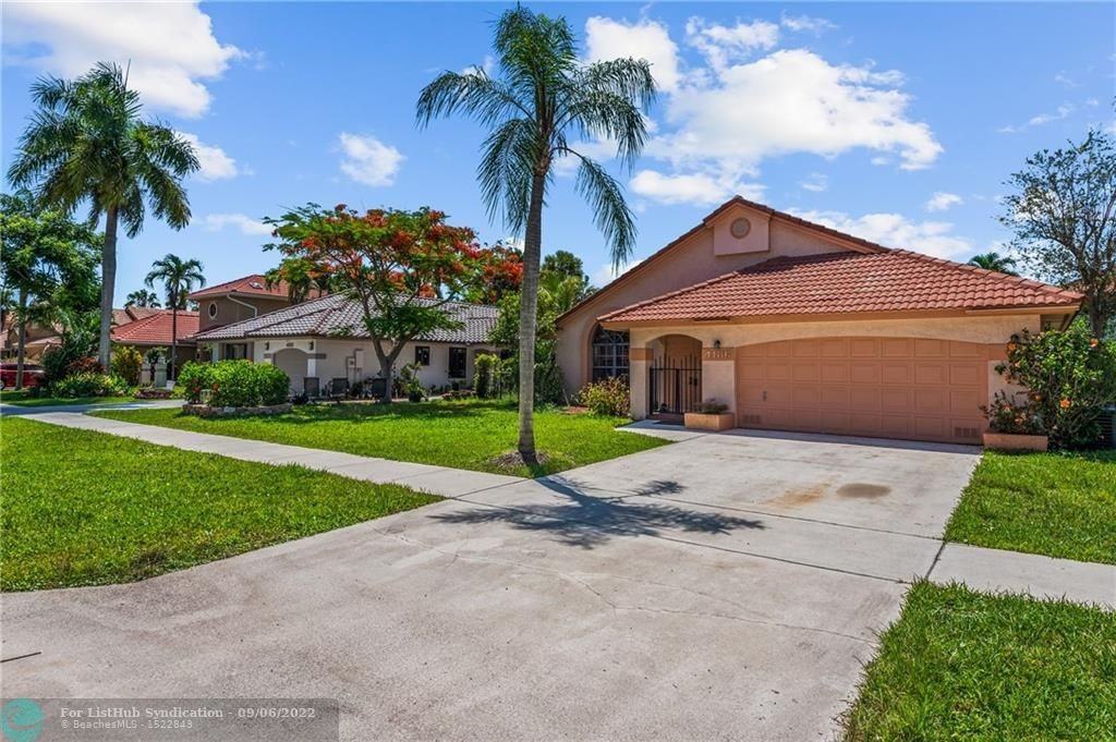 4186 Nw 6th St - Photo 2 of 28