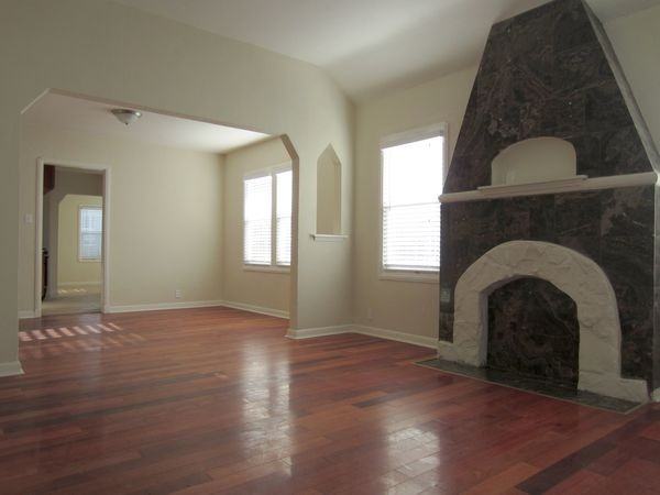 1338 99th Ave - Photo 3 of 9