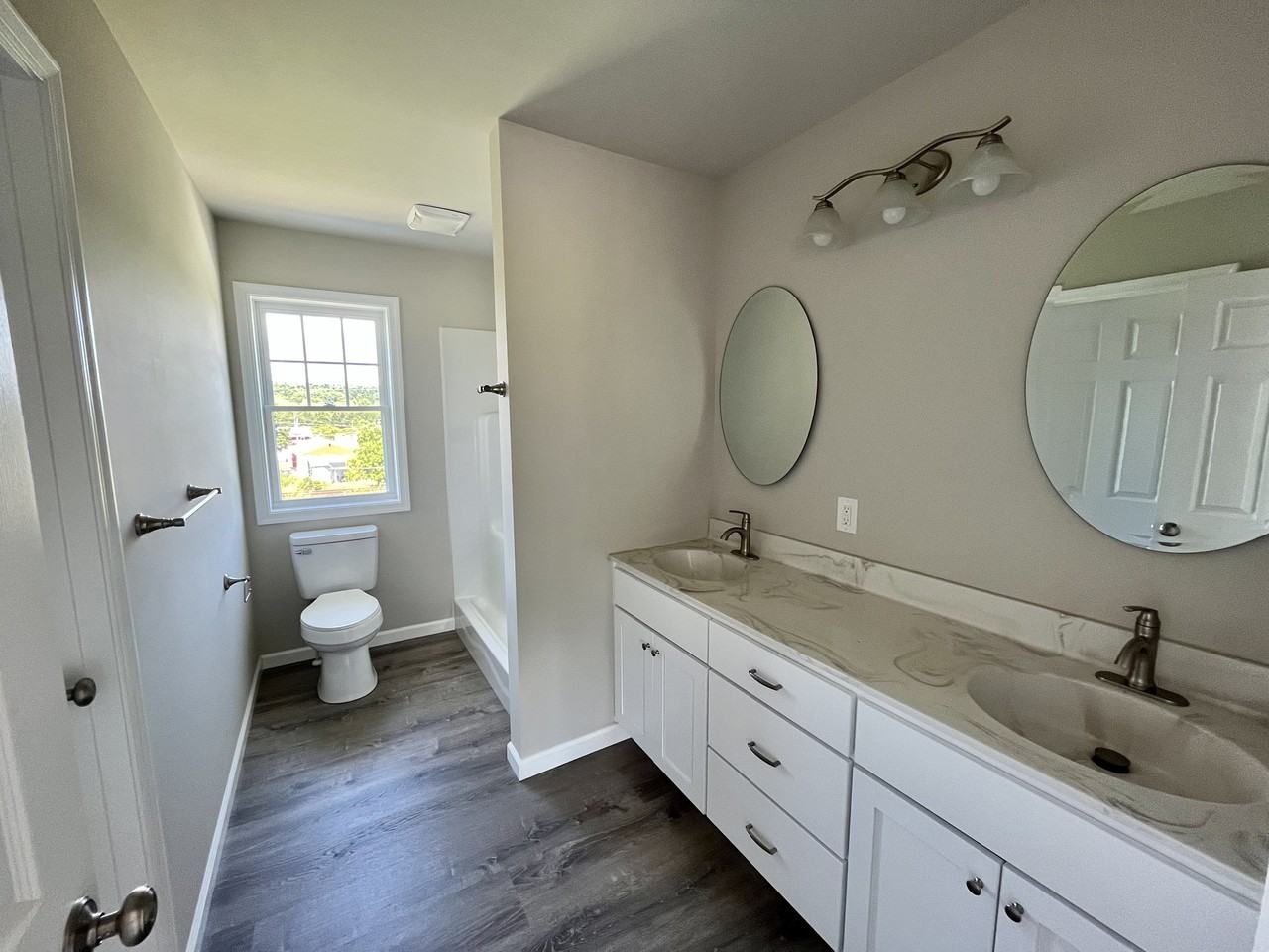 445 Smokering Dr #445 - Photo 2 of 5