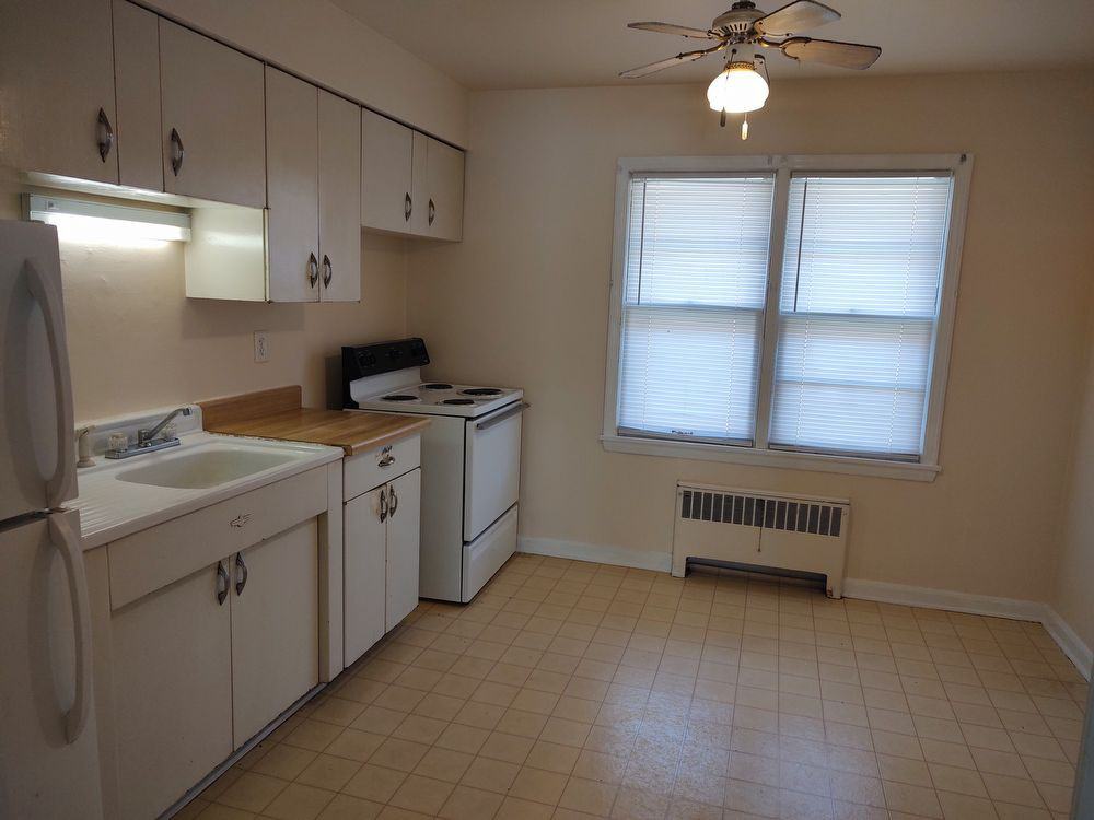 226 N 75th St Apt 5 #5 - Photo 3 of 6