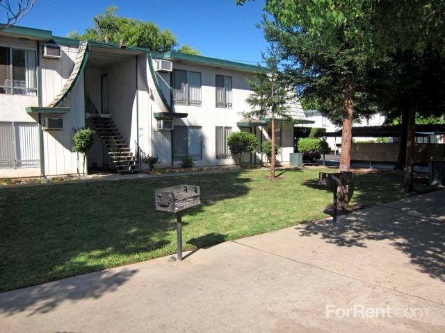 Park Knoll Apartments - Photo 2 of 20