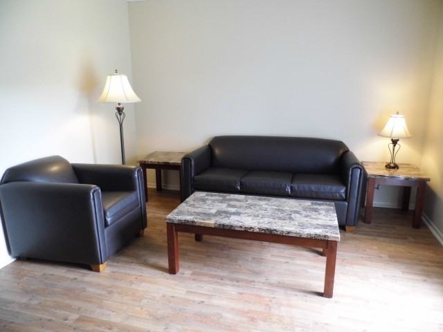 Warren Sandia - Photo 2 of 5