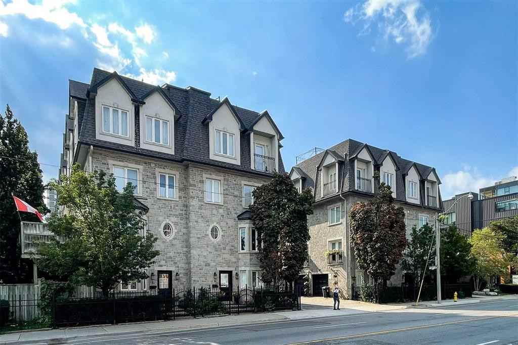 8 Spadina Road