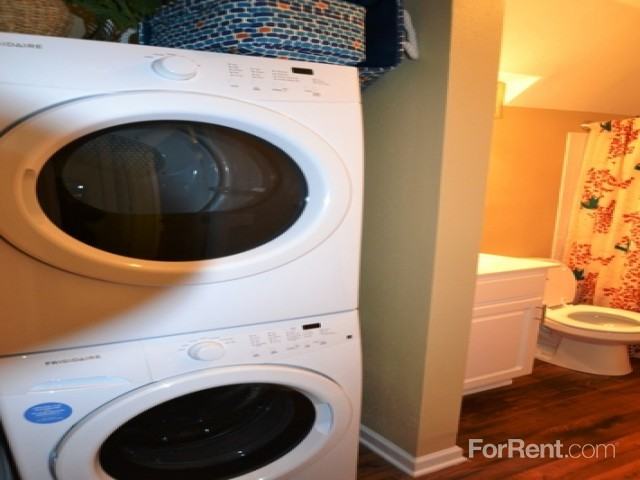 Central Pointe - Photo 2 of 12