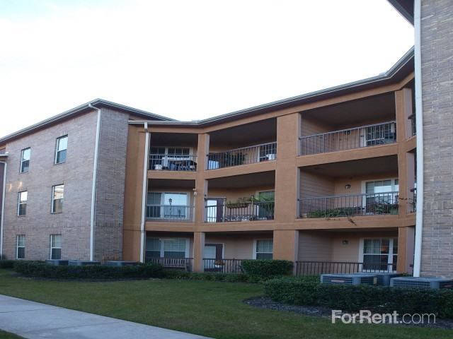 Laurelwoode Apartments 10333 Research Forest Dr, The Woodlands, TX 77354 Zumper