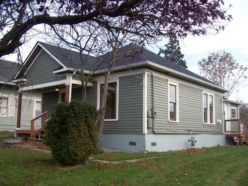 2212 F St - Photo 2 of 6