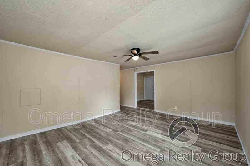 4017 Mcvay St Sw - Photo 7 of 25