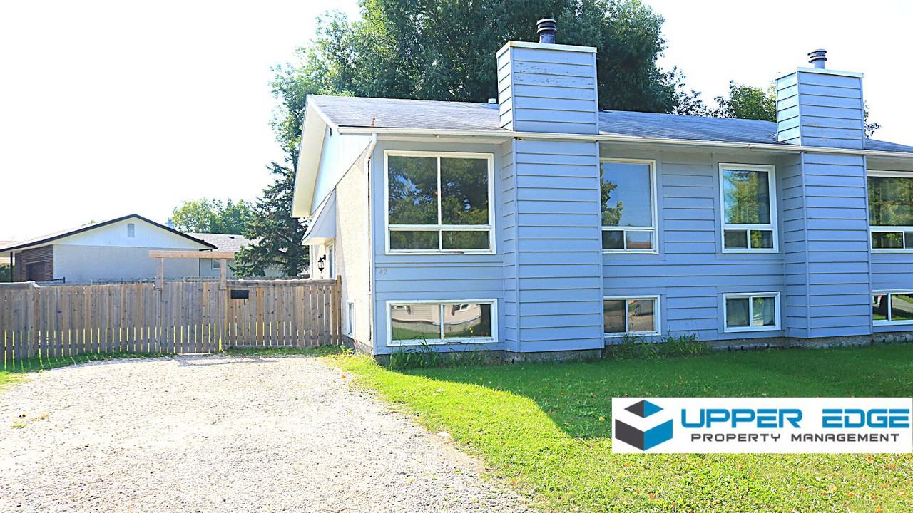 42 Amelia Cres - Photo 2 of 23