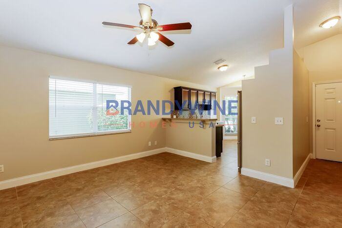 2218 Justin Ave - Photo 3 of 17