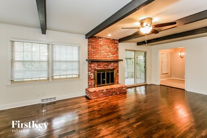 6810 Nw Park Plaza Dr - Photo 3 of 15