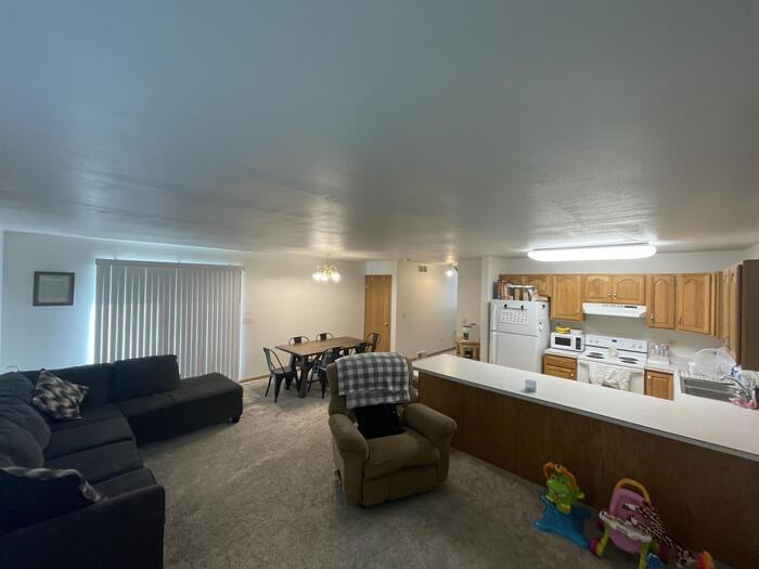 156 Sater St - Photo 2 of 8