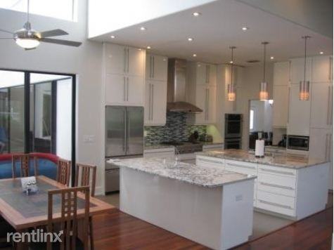 5019 Camberley Ln - Photo 3 of 10