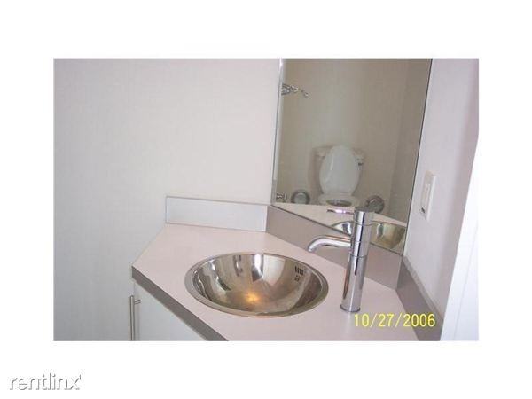 Skylofts Condo - Photo 3 of 6