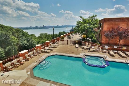 100 Old Palisade Rd - Photo 3 of 10