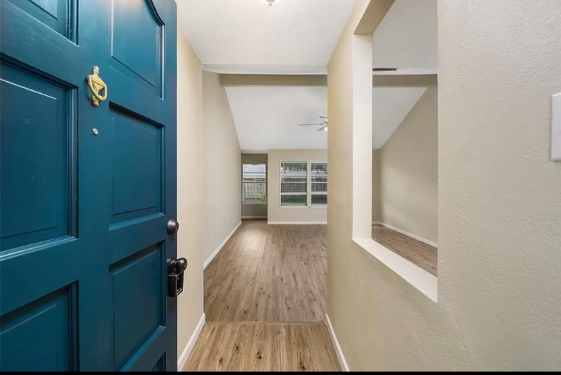 3105 Mariner Dr - Photo 2 of 12