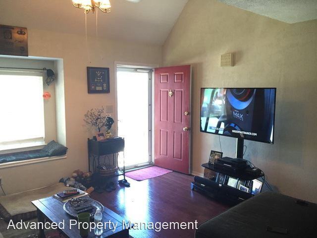 1828 Plymouth Rd - Photo 2 of 29