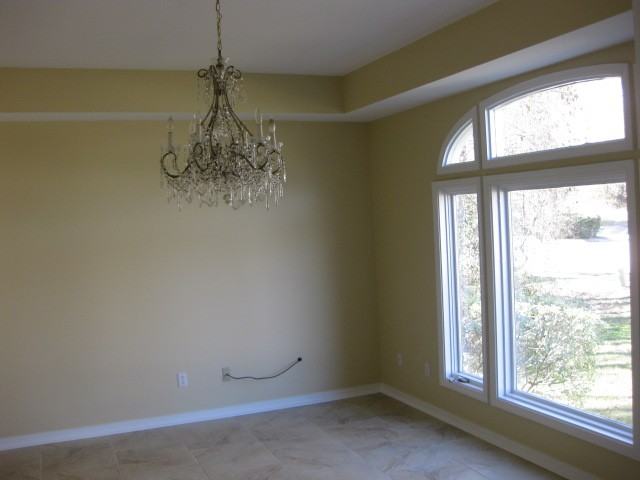 7735 Deerwood Cir - Photo 3 of 15