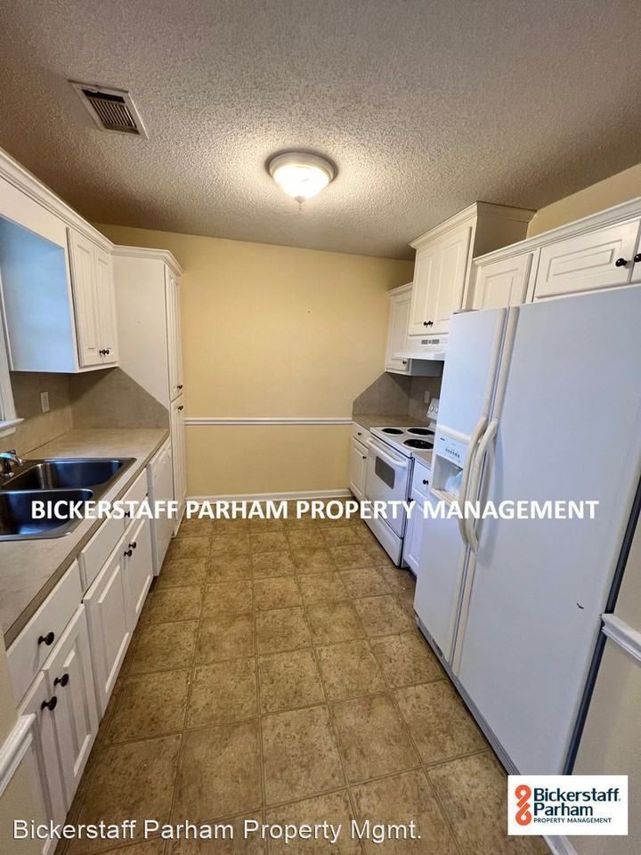 82 Lee Road 2086 - 82 - Photo 3 of 17