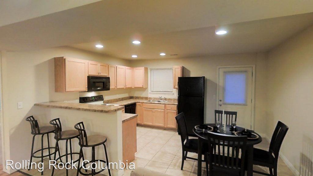 1310 Rolling Rock Dr - Photo 2 of 7