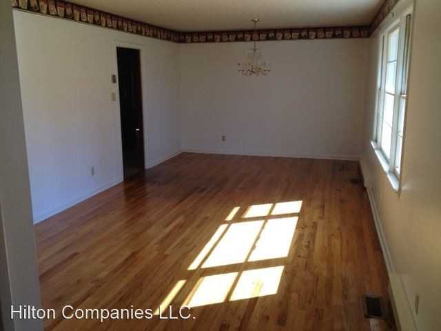 6802 6802 Albert St. - Photo 3 of 4