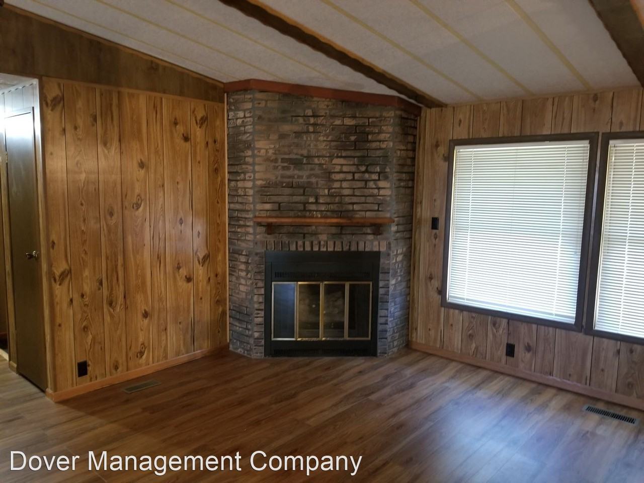 319 S Hall St - Photo 3 of 20