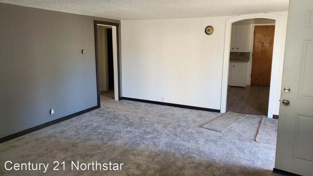 304 Patton St - Photo 2 of 7