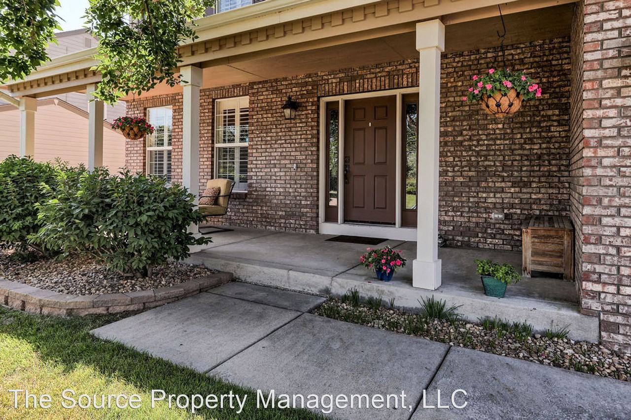 3209 Mesa Verde St - Photo 3 of 50