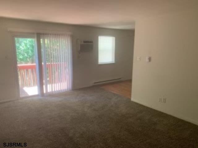 13B Oxford Vlg - Photo 3 of 11