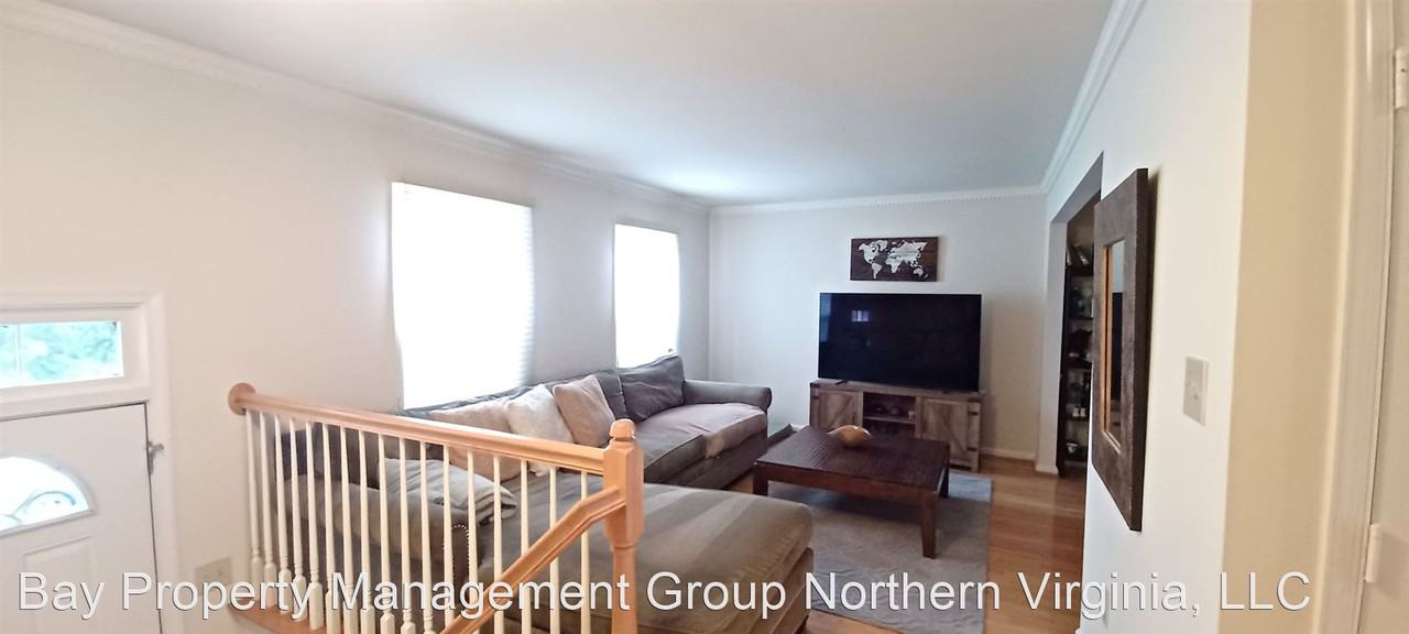 2059 Pieris Ct - Photo 2 of 26