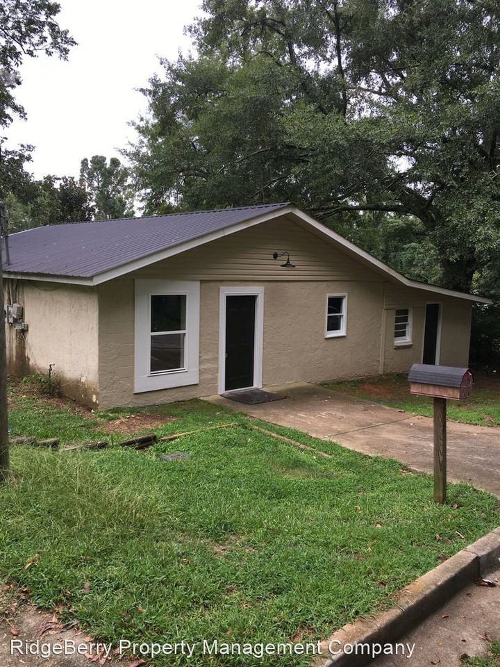 329 Pine St - Photo 2 of 18