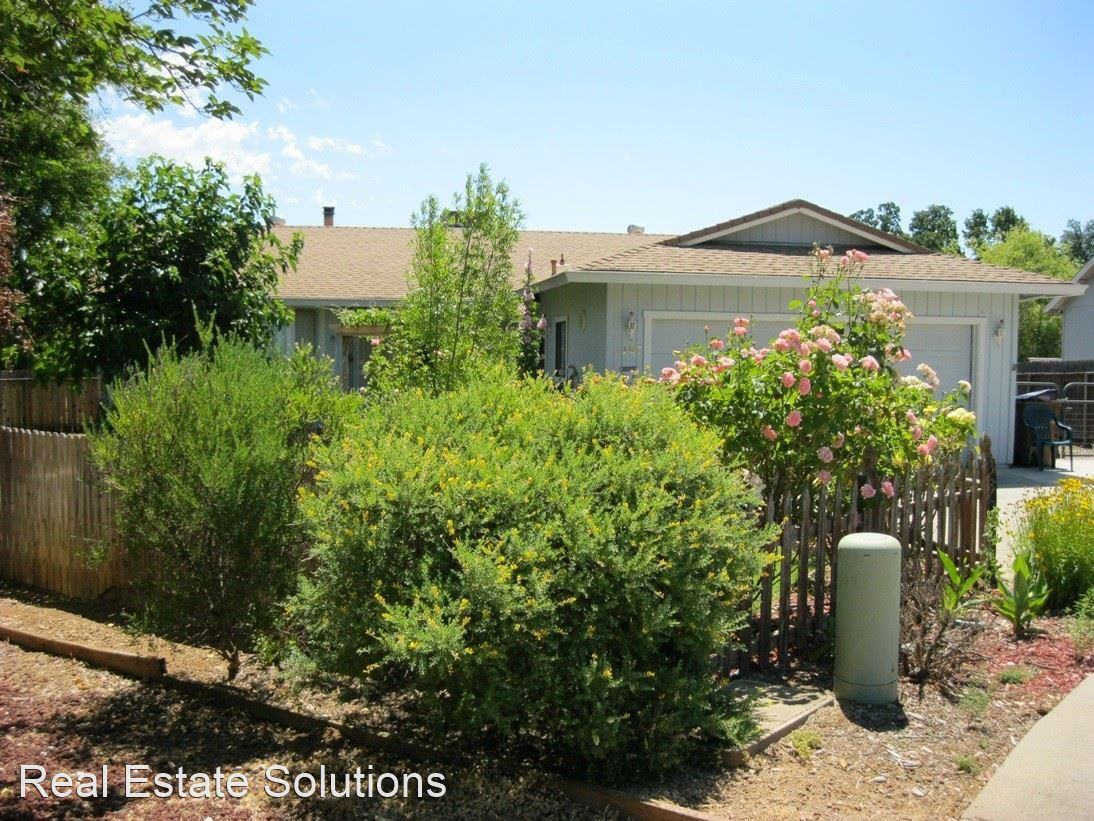 3307 Yokum Rd - Photo 2 of 22