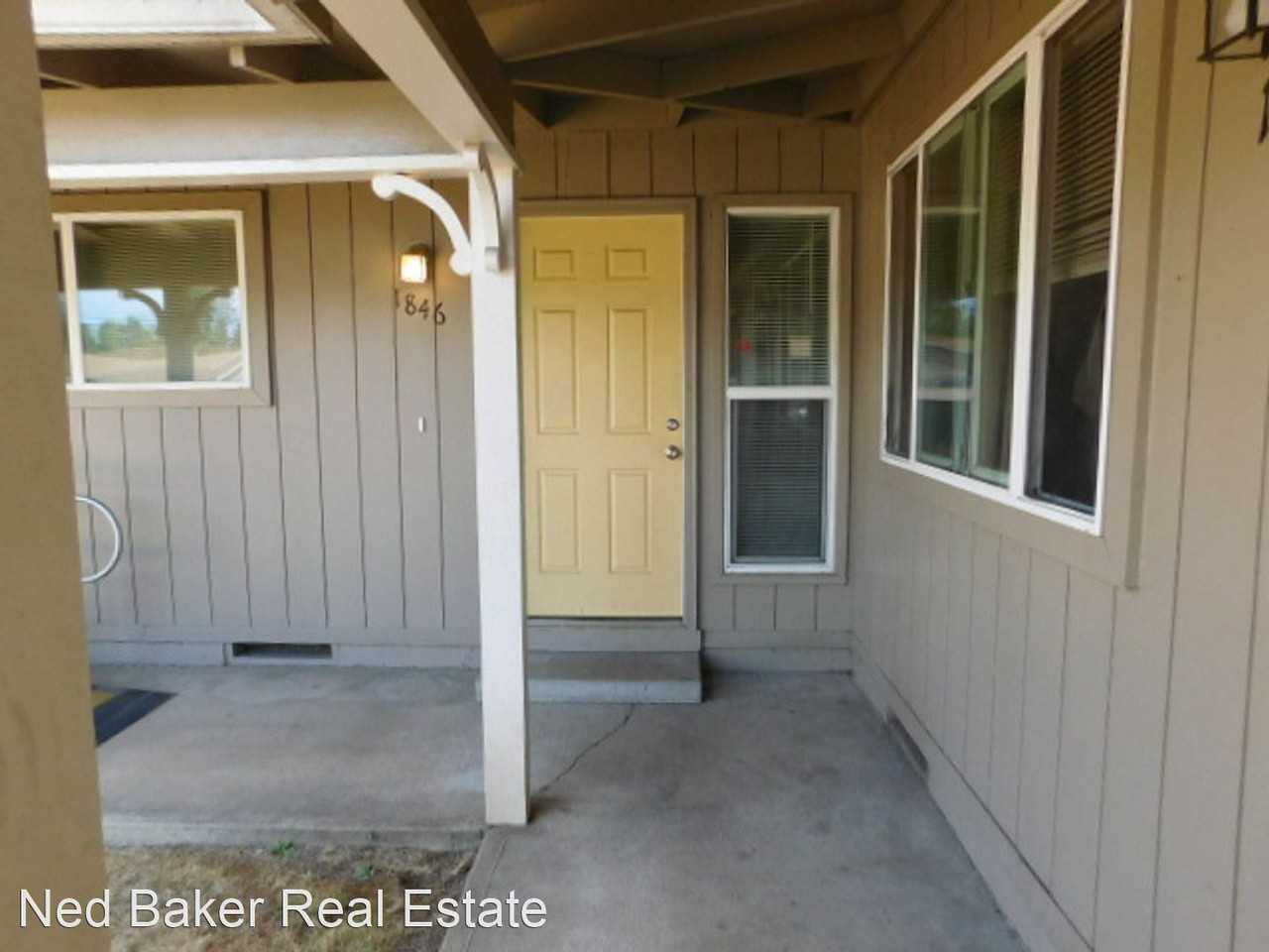 1846 Lansing Ave Ne - Photo 2 of 13