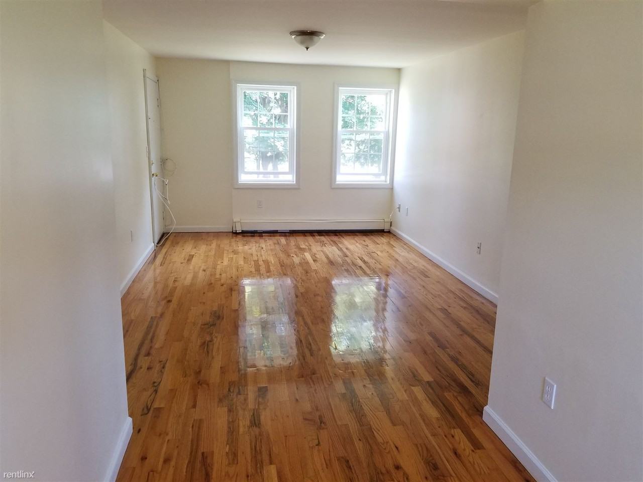 Claremont Condominiums - Photo 3 of 7