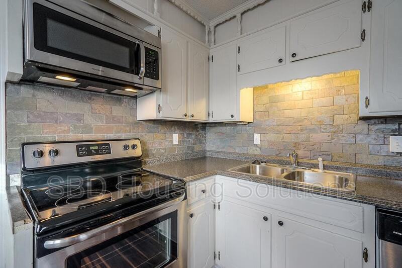 16423 E 29th Street Ct S #B - Photo 6 of 15