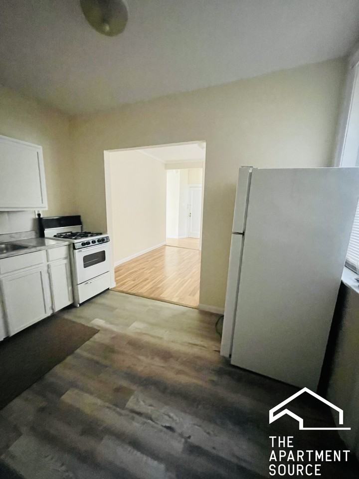 2142 Gunderson Ave #209 - Photo 2 of 12