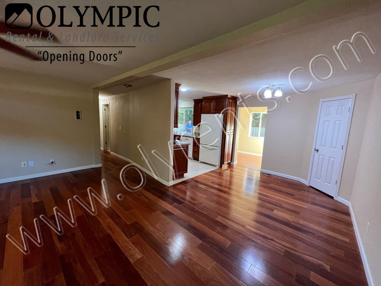 302 Scott St Se - Photo 5 of 25