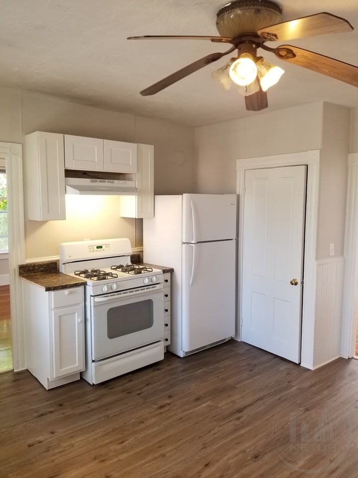 68 Park Ave - Photo 3 of 13
