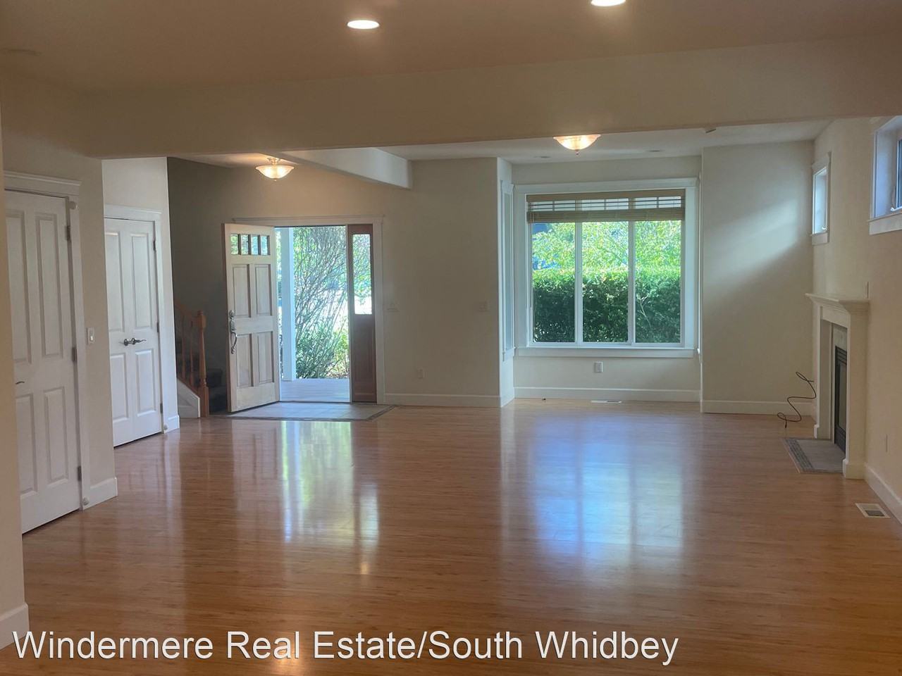 1817 Watkins Rd - Photo 2 of 28