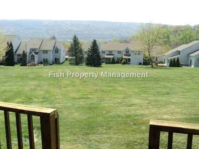 194 Hampton Way - Photo 3 of 20