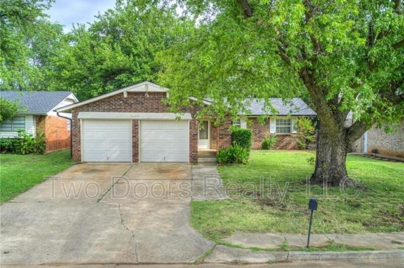 801 Robin Hill Rd - Photo 2 of 28