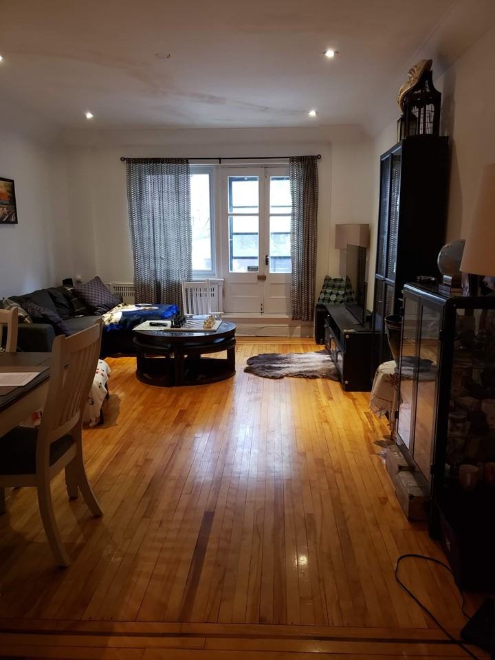 4855 Chemin de la CôteSaintLuc, Montréal, QUÉBEC H3W 2H5 2 Bedroom