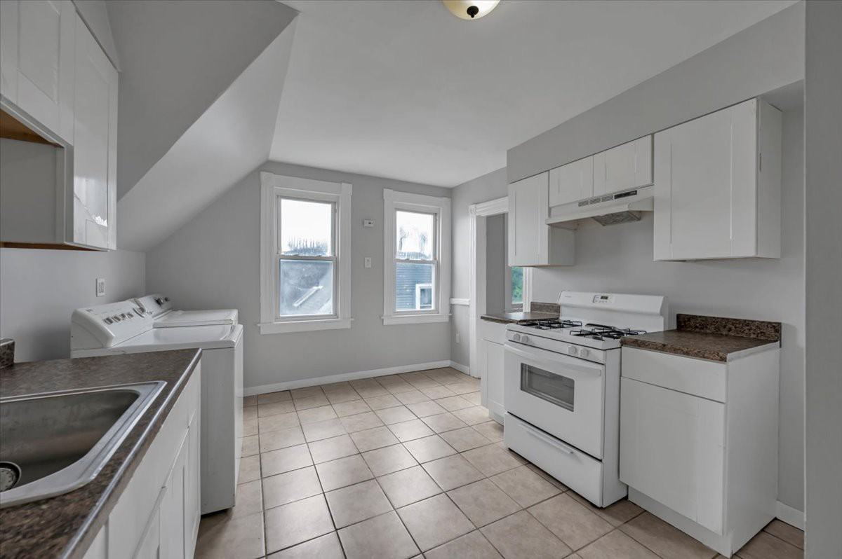 12 Pearl Street - Photo 3 of 24