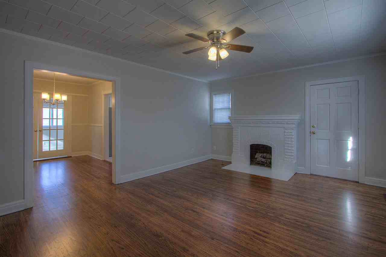 1316 S Knoxville Ave #1 - Photo 3 of 22