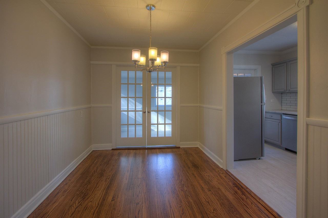1316 S Knoxville Ave #1 - Photo 7 of 22
