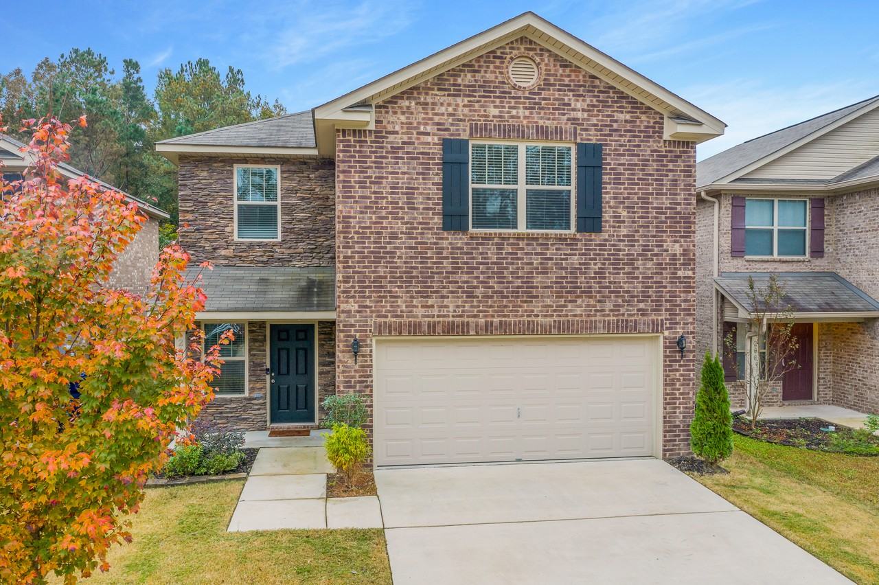 208 Sedgewick Dr #1 - Photo 2 of 45