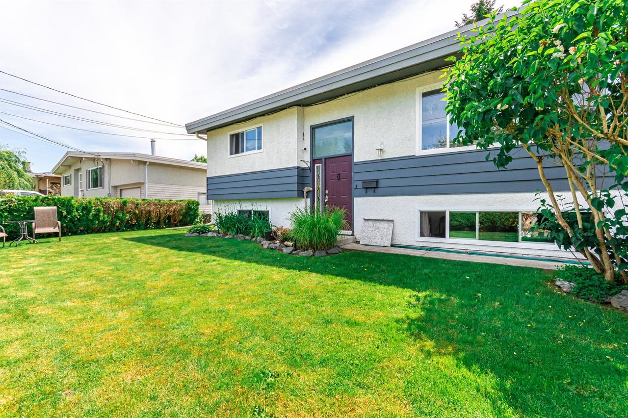 46396 Strathcona Rd #1 - Photo 2 of 22