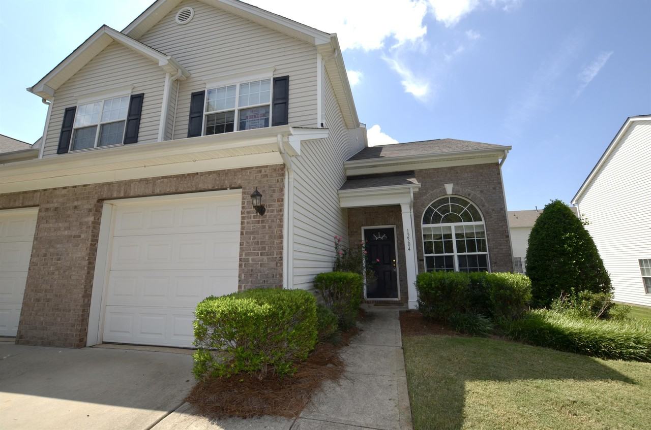 12304 Stratfield Place Cir #1