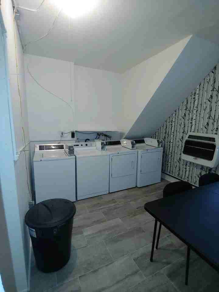 188 N Main St #B - Photo 6 of 38